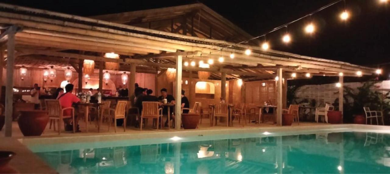 Bungalow Cafe Gili Beachfront Gili Meno Kültér fotó