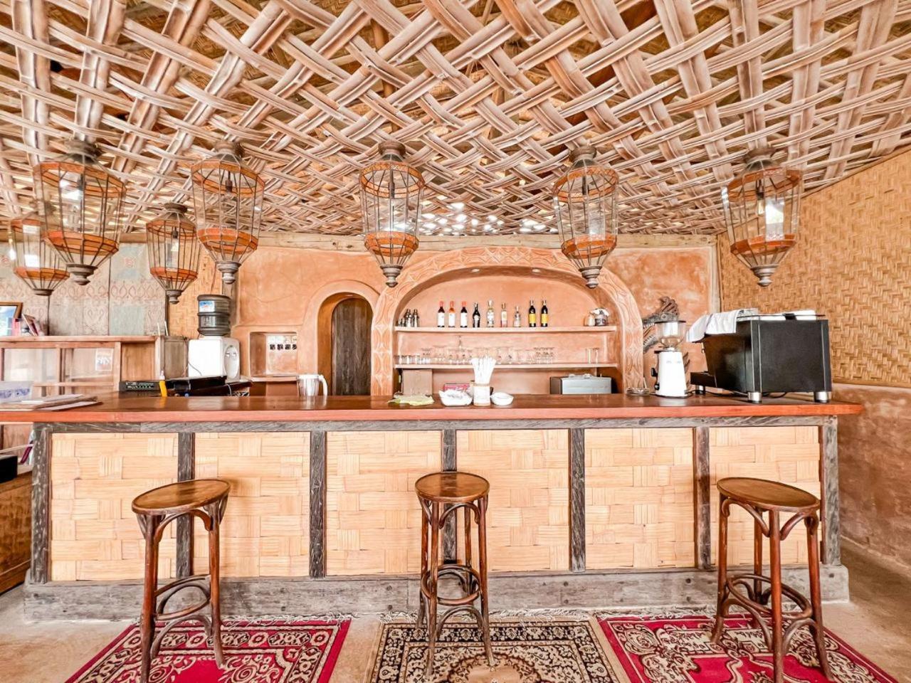 Bungalow Cafe Gili Beachfront Gili Meno Kültér fotó